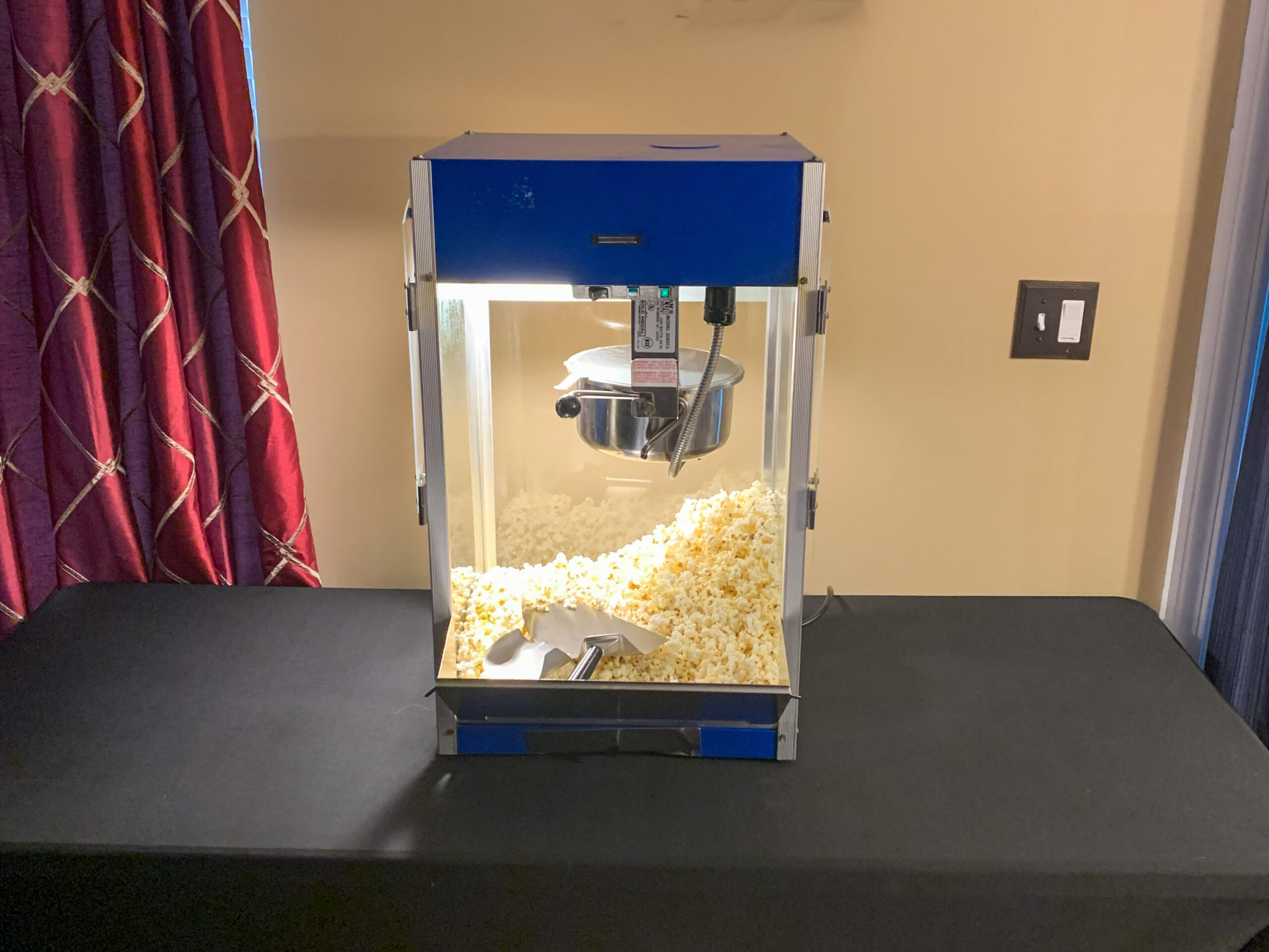 Commercial popcorn popper machine for rent